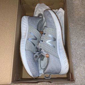 Women’s new balance shoes